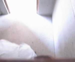 Urban gloryhole pijpen. Op zoek naar muren of schuttingen in de stad met een gat er in en dan een amateur gay sex video opnemen. Amateur , Urban gloryhole amateur gay sex