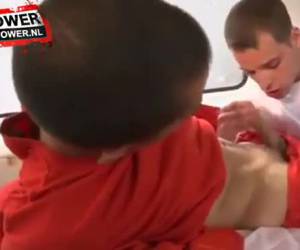 гей врач делает его раунд вдоль мужской больных и персонал, он хотел сказать, она пусть минет трахает их Анальный анальный ебать и пусть дип