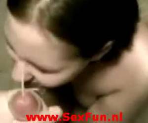 Sperma slikken is hun ding, zie al deze dames flink pijpen waarna ze slikken of hun bekkie vol laten spuiten.