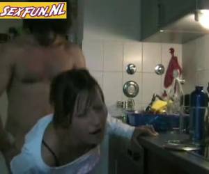 filmowanie podczas kurwa w kuchni