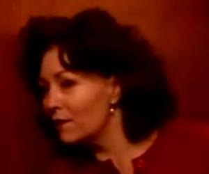 Ze heeft niet meer nodig sinds haar moeder liet zien wat ze er allemaal mee kan doen.