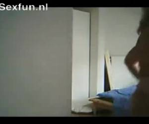 amatööri huora antaa hänen kaunis elin läpi webcam. ja mitä te?