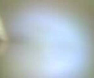 Amateur a film pendant qu’il son dick dur dans son cul serré arrêts